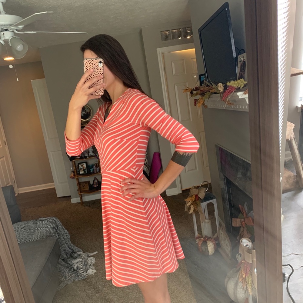 Adorable dress!